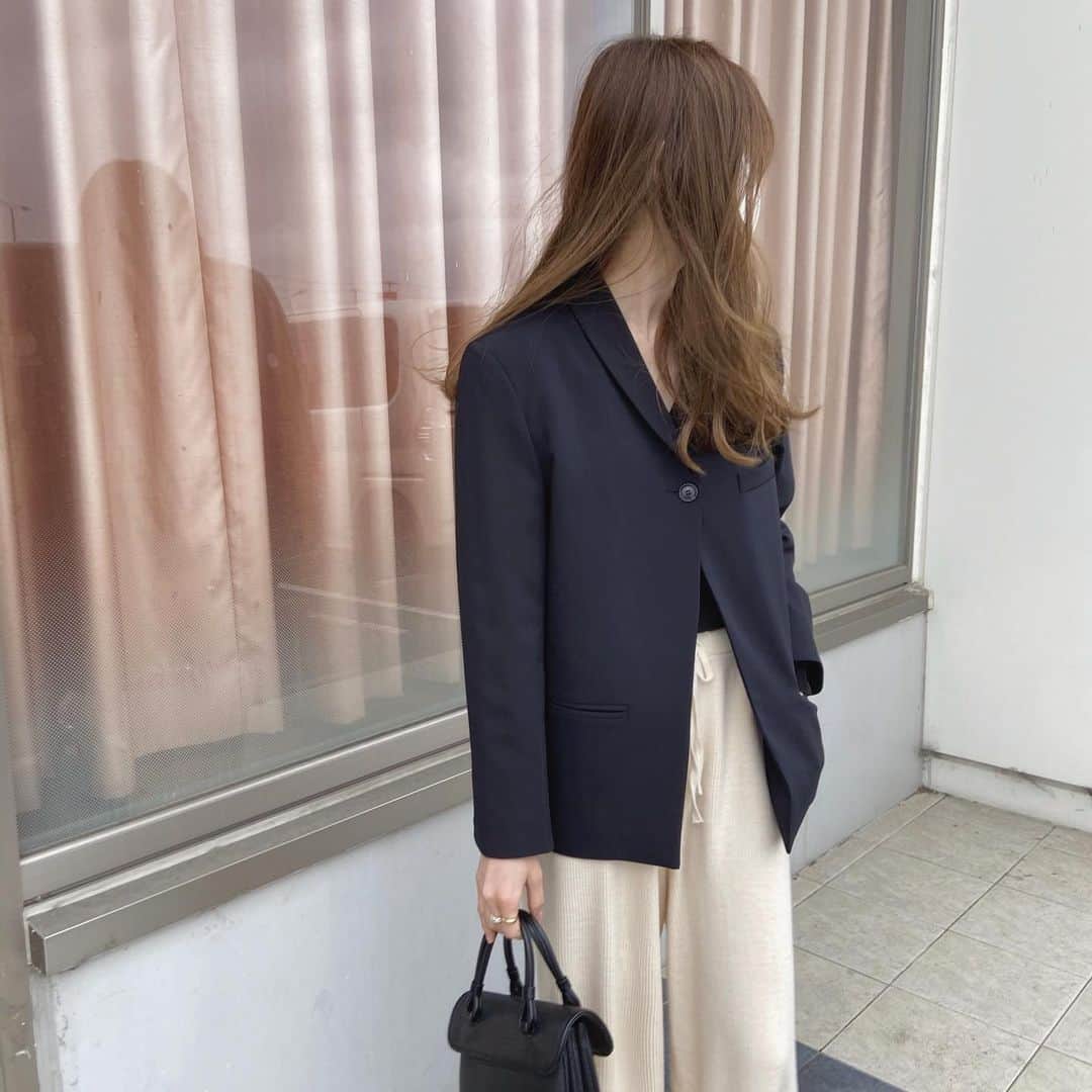 i am aiのインスタグラム：「📓👟🦕 ㅤㅤㅤㅤㅤㅤㅤㅤㅤㅤㅤㅤㅤ ㅤㅤㅤㅤㅤㅤㅤㅤㅤㅤㅤㅤㅤ 送料無料キャンペーンは明日で終了！ お気に入りのニットパンツもあります~✨ 股上長いのが私的お気に入りポイントで、ゆるさでてすっぎょくかわいいのです🤍春はジャケット合わせたり、春色Tシャツにも絶対かわいい🥝🌸 ㅤㅤㅤㅤㅤㅤㅤㅤㅤㅤㅤㅤㅤ 春が待ち遠しい~ ㅤㅤㅤㅤㅤㅤㅤㅤㅤㅤㅤㅤㅤ ㅤㅤㅤㅤㅤㅤㅤㅤㅤㅤㅤㅤㅤ」