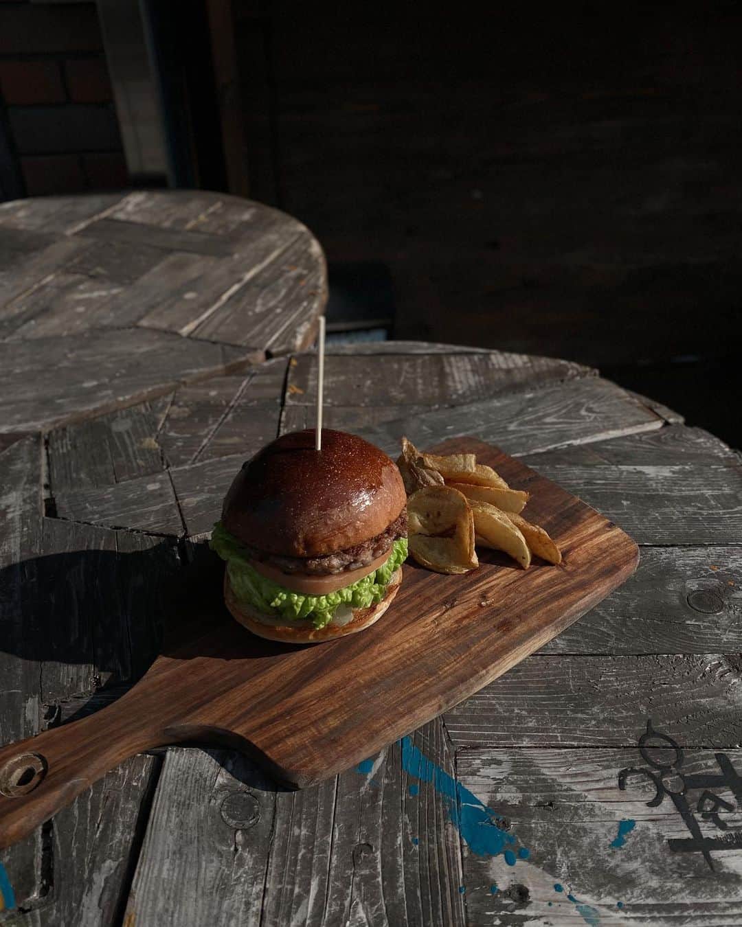 近藤沙良さんのインスタグラム写真 - (近藤沙良Instagram)「@gakuya_burger 🍔 #sar_cafe #osakalunch #osakahamburger」2月4日 12時17分 - saaara57