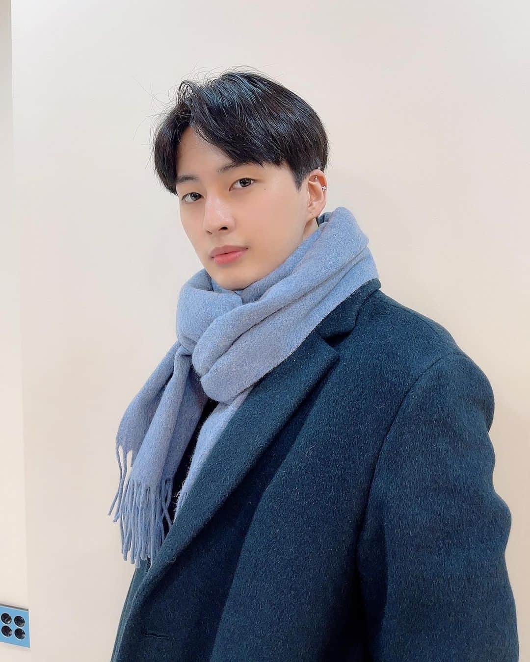 UP10TIONのインスタグラム：「오늘의 나의 얼굴 🥰 #고결 #KOGYEOL」