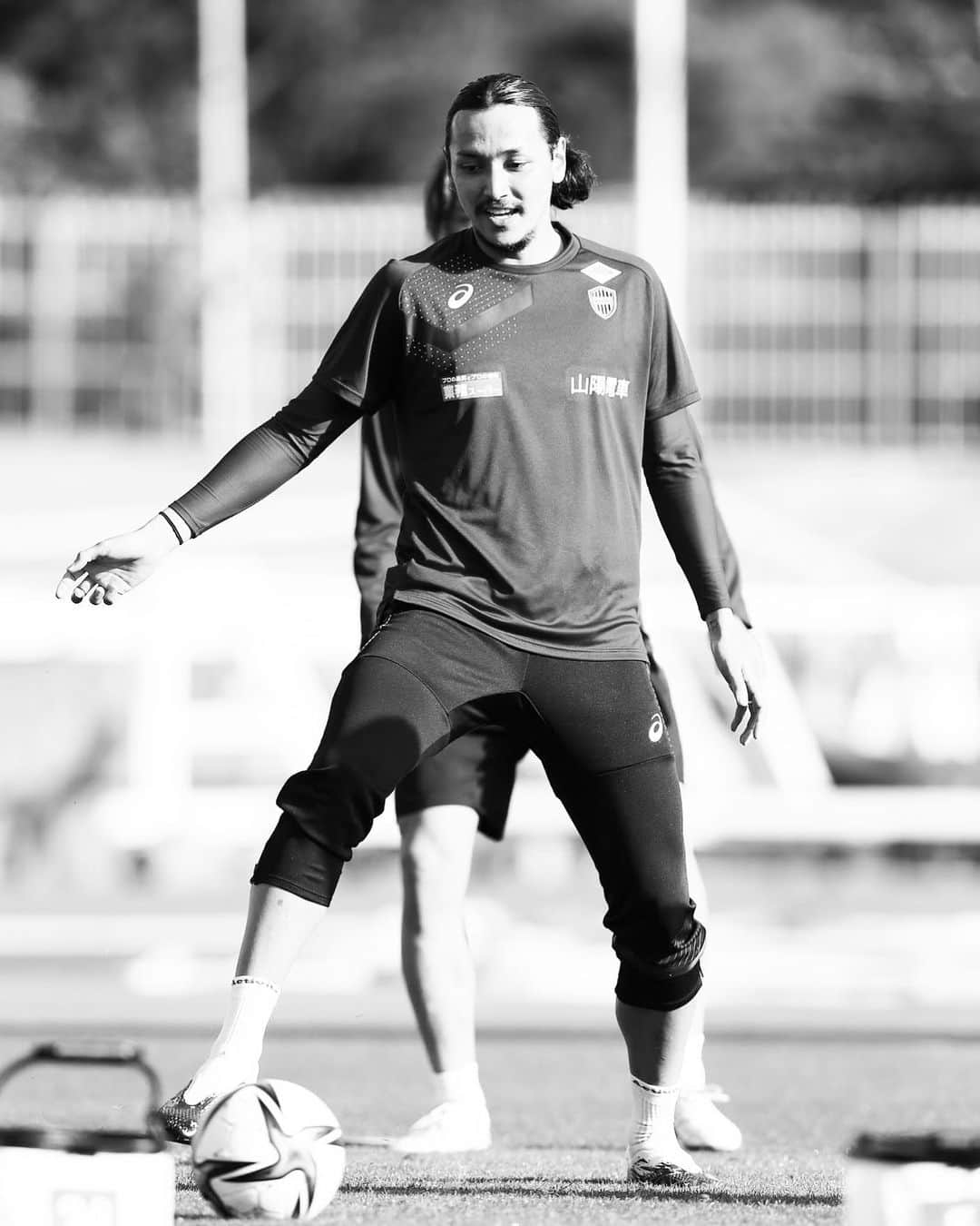 大崎玲央のインスタグラム：「沖縄キャンプスタート #visselkobe #ヴィッセル神戸」