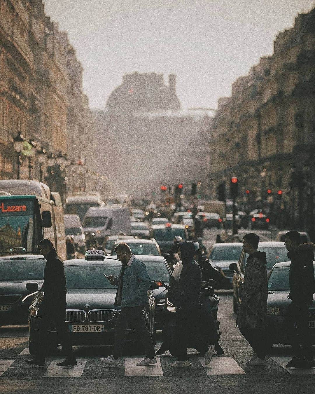 Berlin Tokyoさんのインスタグラム写真 - (Berlin TokyoInstagram)「Winter day in Paris. . . I took these photos last January during a fashion week, before the coronavirus spread around the world. The world has changed so much in a year. .  tbt . . . #Hellofrom #Paris , #France」2月4日 22時43分 - tokio_kid