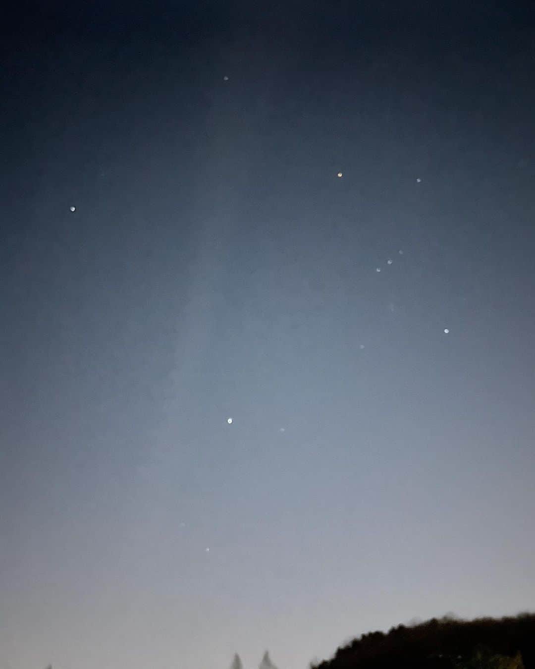 イェソンさんのインスタグラム写真 - (イェソンInstagram)「별빛이 모이는 곳 💫」2月4日 22時57分 - yesung1106