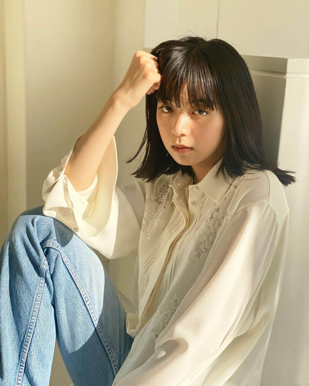 池田エライザさんのインスタグラム写真 - (池田エライザInstagram)「📸by MG📱  ポートレートモードの画質の良さとMGのセンスにみんなで驚いた日。  今日も楽しい撮影でした。」2月4日 22時51分 - elaiza_ikd