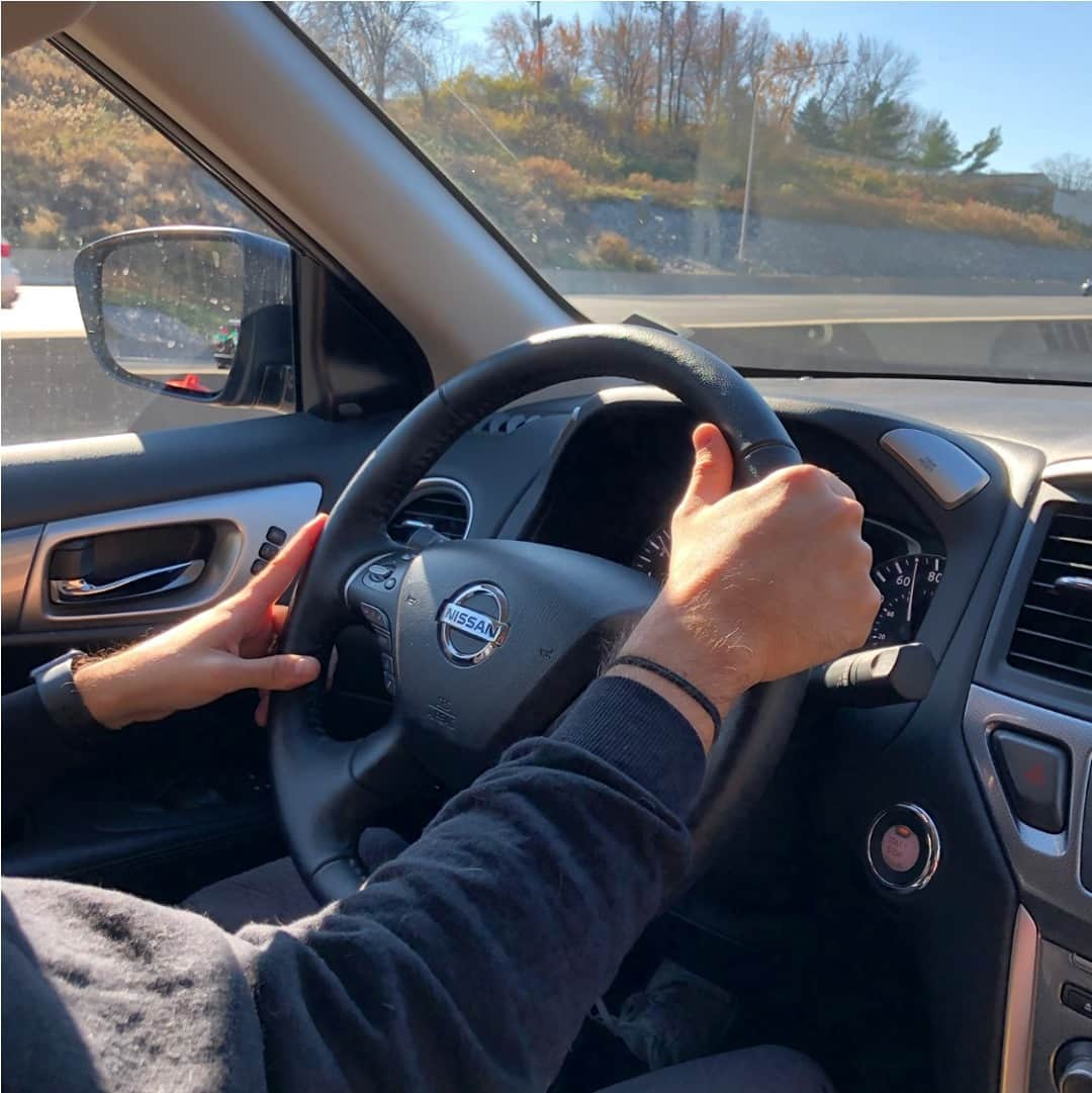 Nissanさんのインスタグラム写真 - (NissanInstagram)「Feeling confident and connected with #NissanPathfinder #Nissan #Roadtrip」2月4日 23時00分 - nissan