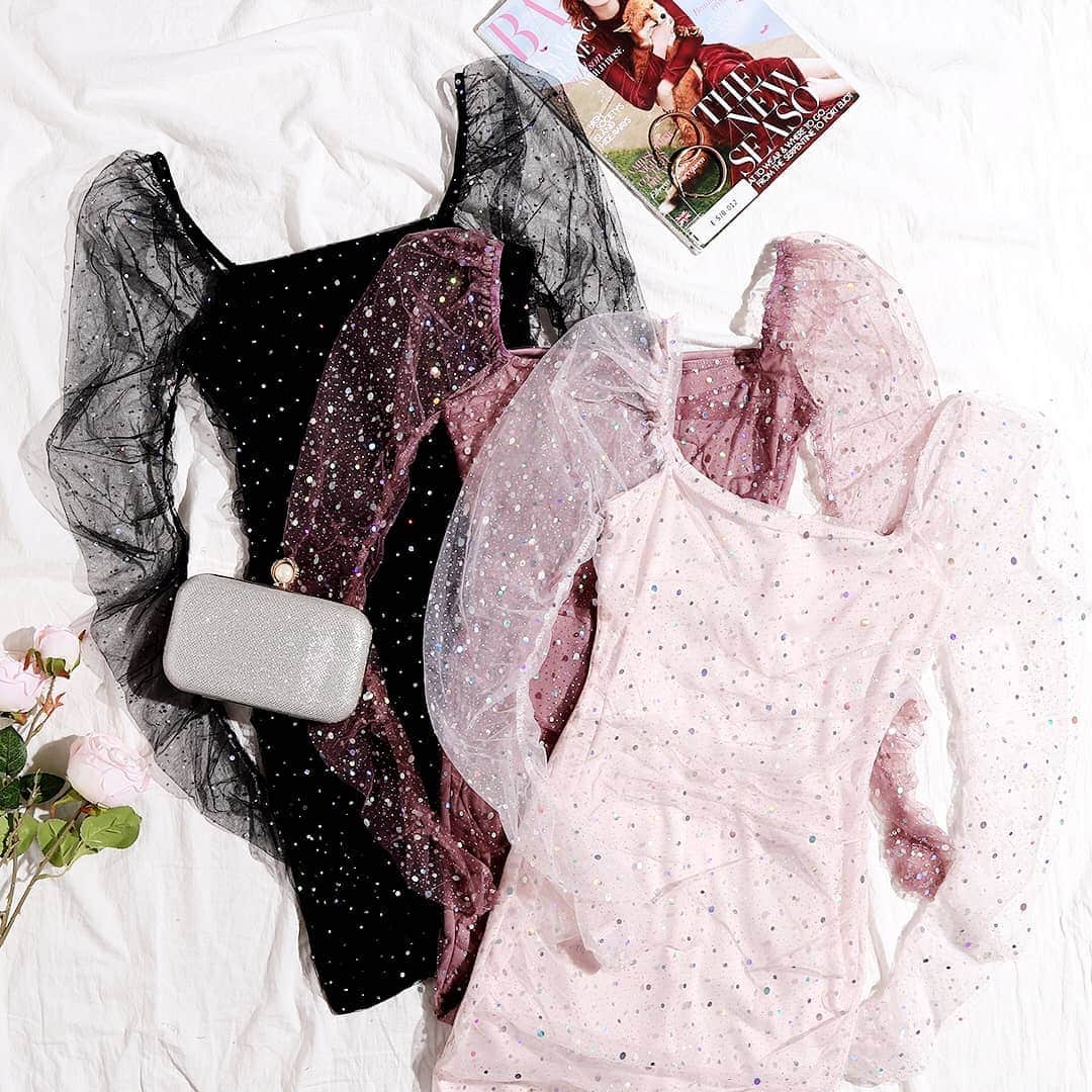 のインスタグラム：「Glitter goals! 💕✨  Shop Item #: 1886915, 1694958, 923714  #SHEINstyle #SHEINSS21 #glitter #dress」