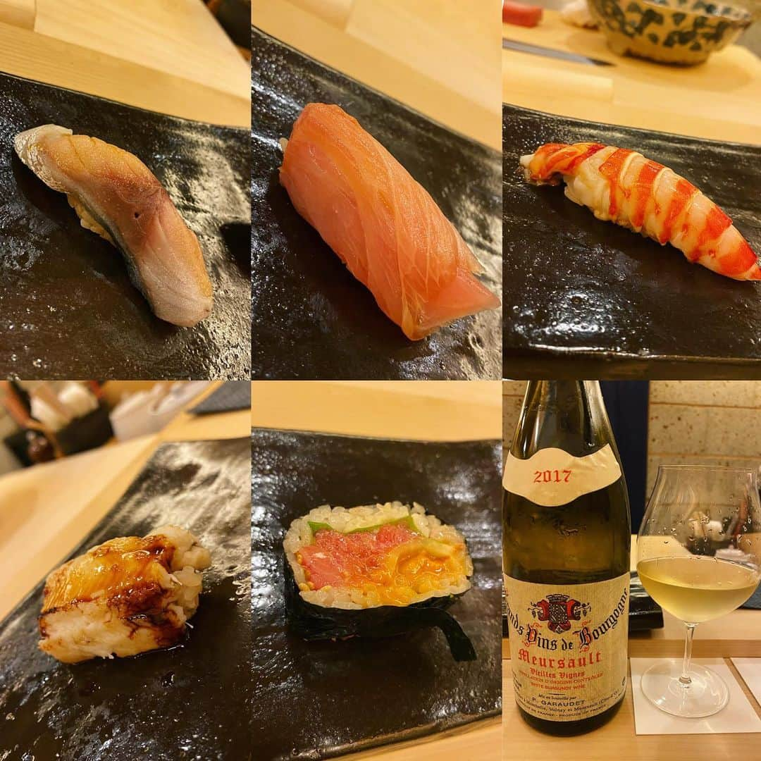 上本昌代さんのインスタグラム写真 - (上本昌代Instagram)「久々の贅沢お寿司🍣少しご飯を小さめにしてもらい完食✨シャリまで凄く美味しいお寿司って本当に幸せ🥰自粛中のストレスも吹っ飛びました。 相変わらず切り替えの速い自分に感心😋 こんな時に頑張って営業して皆んなに幸せを与えてくれている飲食店に感謝、感謝です🍀 美味しすぎて次回はもっとたくさん食べなきゃ〜ご馳走様でした💖 #鮨たかはし #寿司 #sushi #予約の取れないお店 #japanesefood #贅沢な時間 #ご馳走様でした #食の備忘録  #lucky #instafood #飲食店頑張れ #飲食店に感謝」2月4日 23時15分 - masayomai