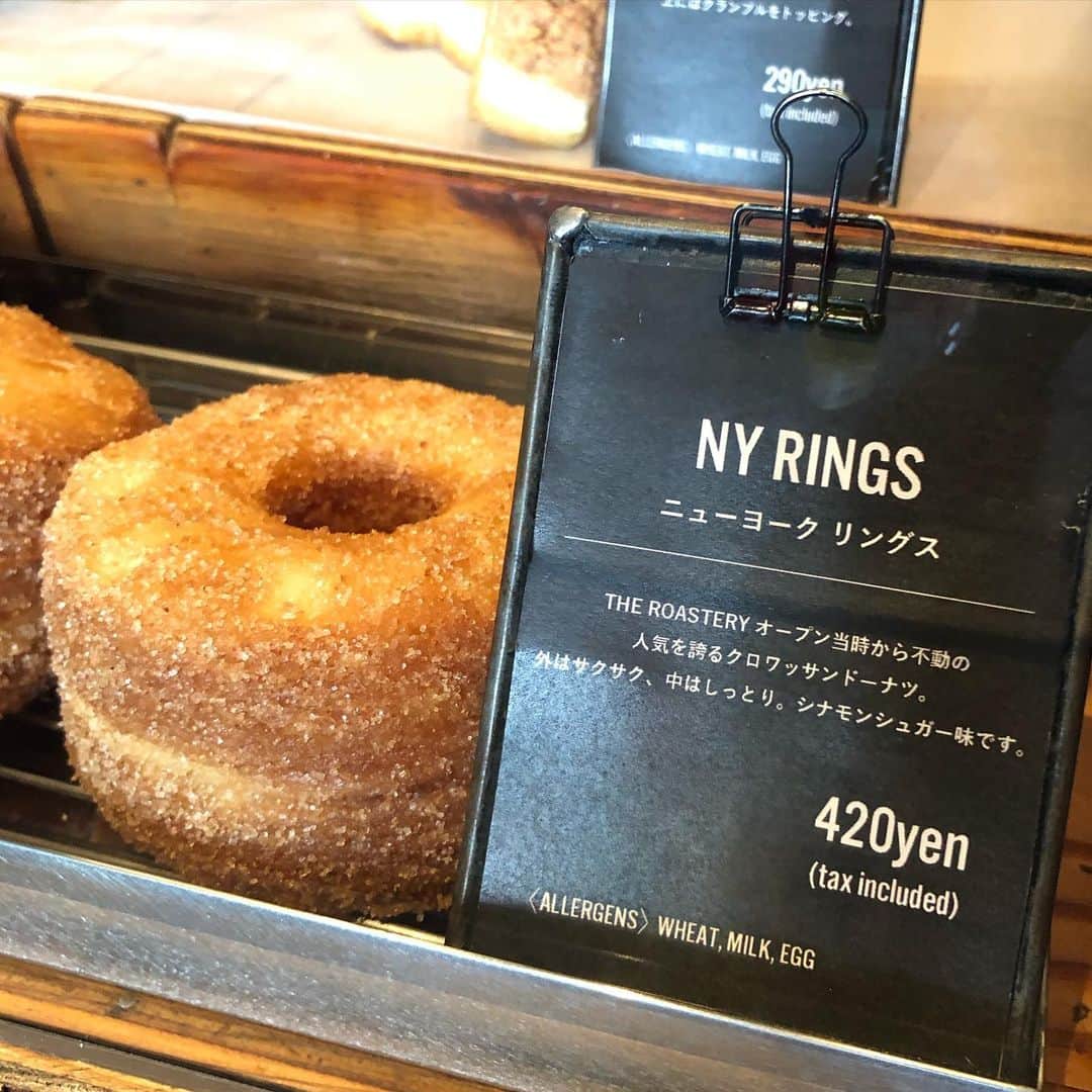 森本容子さんのインスタグラム写真 - (森本容子Instagram)「ニューヨークリングス　何でこんなに美味しいの😭 こんな時だから 美味しいコーヒーもドーナツも一気ぐいで退散でしたが、大満足の休憩になりました。やっててくれてありがとう😭 #theroastery」2月4日 23時10分 - yocomorimoto