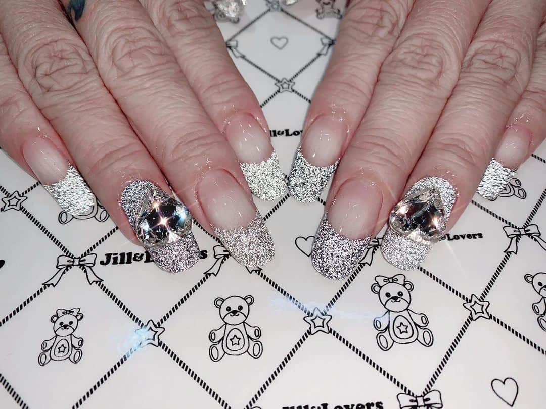 mamijinguのインスタグラム：「@icegelnail  @icegel_japan  📸  #jillandlovers #nail #nailart #paragel #gelneil#gel #ネイル #ネイルアート #me #look #love #かわいい」