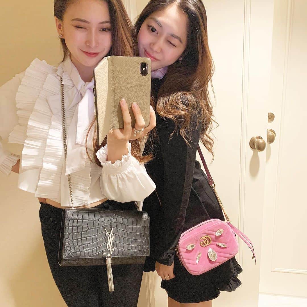岡本麻佑のインスタグラム：「. いっぱい一緒に写真撮っていっぱい載せたい写真あるからまみまみ出現率高め😻💋」