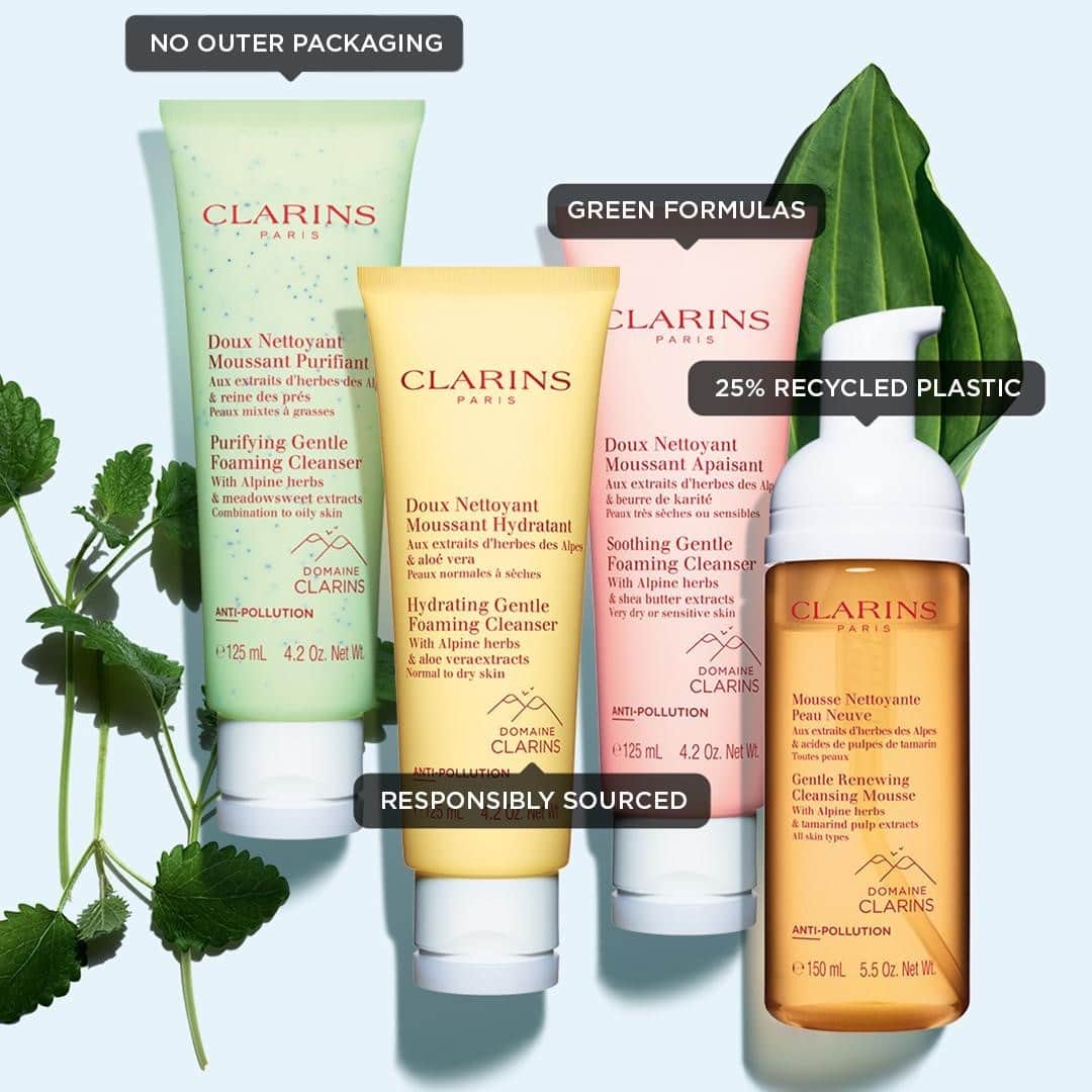 Clarins Australiaさんのインスタグラム写真 - (Clarins AustraliaInstagram)「How are we taking the sustainable approach with our new Gentle Foaming Cleansers?⁣ 🌿 No exterior packaging, to minimize waste⁣ 🌿 Responsible sourcing of ingredients from Domaine Clarins⁣ 🌿 Green formulas, with plant-based active ingredients⁣ 🌿 Eco-designed packaging containing 25% recycled plastic⁣ Always innovative, always responsible- that's our commitment at Clarins, to you and to the planet!⁣ #ResponsibleBeauty #ClarinsWeCare #DomaineClarins #HappyCleansing #ClarinsSkincare」2月4日 15時00分 - clarinsanz