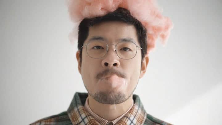 チャン・ギハのインスタグラム：「@dazedkorea   Creative Director Kim Yeyoung @yeyoungkim9 Editor Jo Haeri @doaelea Photography Kim Taehwan @1987kth  Film L’extreme @lextreme (Lee Jinsol @kant_film) Hair Shin Gabe @gabe.sin Makeup Oh Seongseok @5ssmakeup Assistant Park Kiho @baekick, Kim Sarang @moody_work, Park Hyounggeun @hy0ng」
