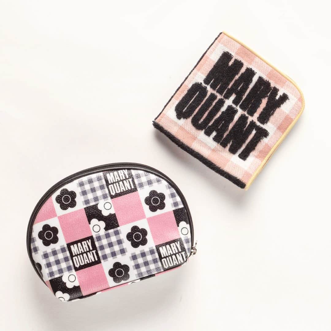 MARY QUANT officialのインスタグラム：「#ギンガムミックスラウンドポーチL #クウォータリングギンガムミニタオル - #MARYQUANT #2021SPRING #NEWITEMS #FASHION #POUCH #MINITOWEL #TOWEL - #マリークヮント #ポーチ #コスメポーチ #ミニタオル #タオル #ギンガムチェック」