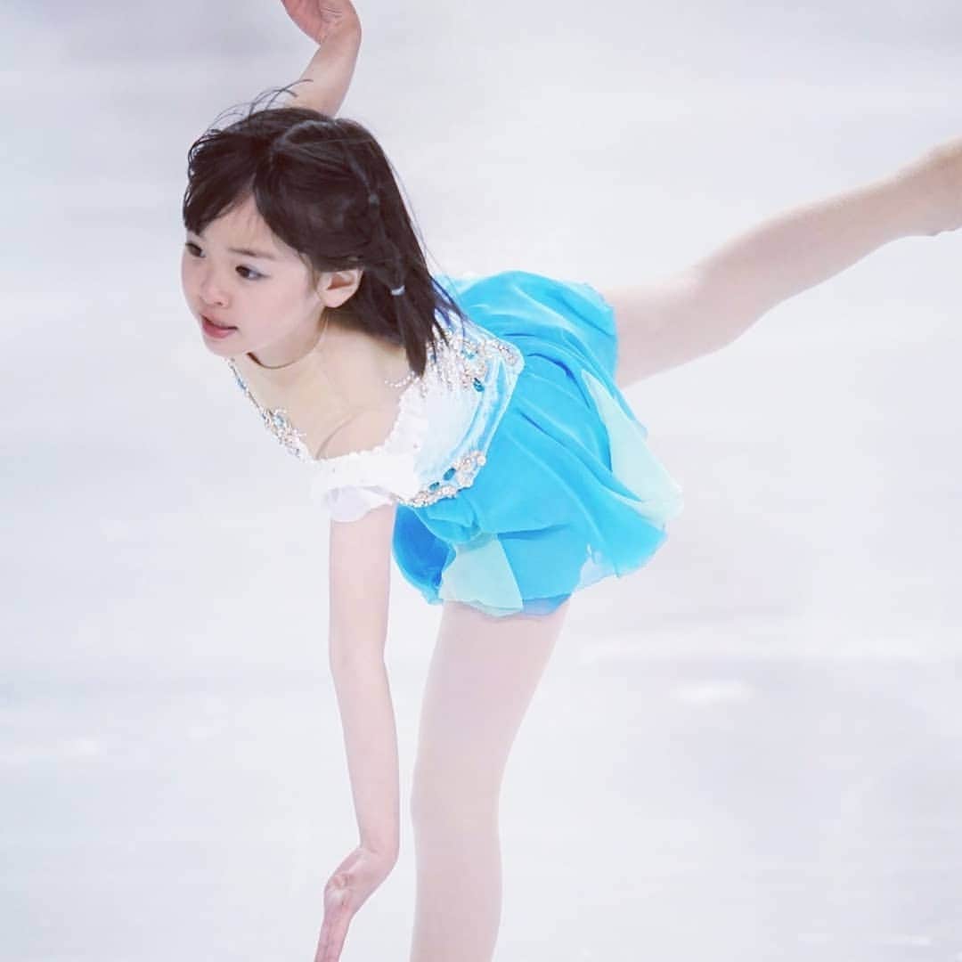 川上凛子のインスタグラム：「先月末でホームリンクが閉館しました。 本格的にスケートを始めた小3の春から、毎日通ったリンクです。 たくさんの素敵な出会いと時間をありがとうございました。😊  少しの間スケートはお休みですが、いつかまた、スケートできる日を楽しみにしています。😊」