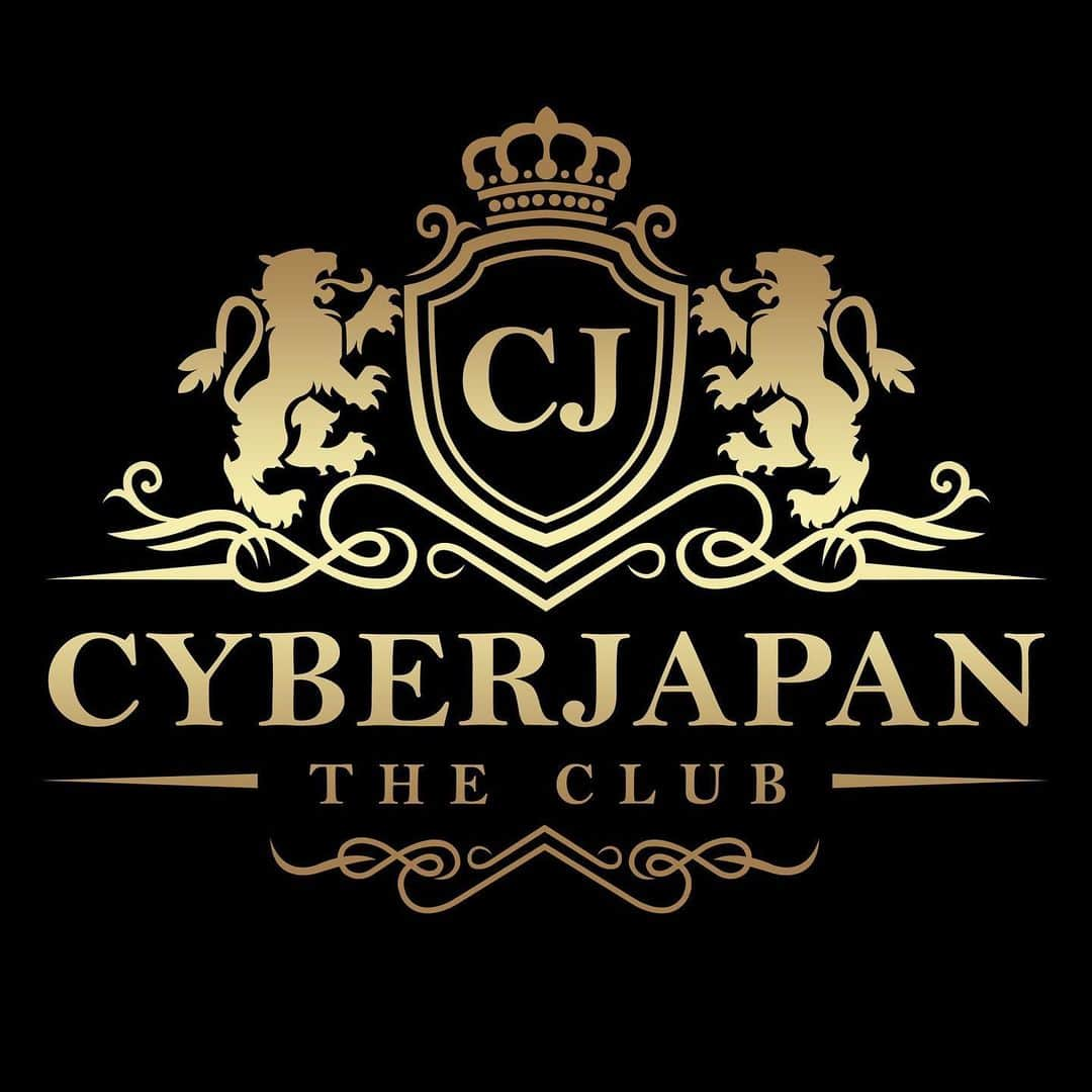 HARUKAさんのインスタグラム写真 - (HARUKAInstagram)「＊ 💗⚜️CYBERJAPAN - THE CLUB -⚜️💗 . HARUKAもキャバ嬢さんにならせて頂きます😂💞 . ☑️本日2月4日(木) 19:00より 1週間限定で CYBERJAPAN Webストアにて『 仮想キャバ嬢名刺 』の 受注発売が開始します😳👸🏻✨✨ . YouTubeの企画でキャバ嬢変身に参加させて頂いた時 たくさん反響を頂いたので、今回こうして皆さまの元に サイン・メッセージ入りで届けられる事嬉しく思います🌷 . 心を込めて届けたいです💌 . 是非、ハルキャバ嬢をあなたのNo.1にして下さい😆💞!!笑 . 👗dress by @ryuyu_dressshop 【https://cyberjapan.tv/archives/26388】 . -------------------------------------------- . もしもCYBERJAPANがキャバクラをオープンしたら！？ 『CYBERJAPAN -THE CLUB-』に在籍する人気キャバ嬢に扮したメンバーの高級名刺を発売します！  メンバーの直筆サイン、メッセージ、宛名入りの高級キャバクラ名刺を欲しいと思いませんか！？ 派手やかなメンバーが沢山在籍するCYBERJAPAN。活躍の場は、ダンスを踊るクラブ。 しかし、それが今回の企画のみの為、「もしもCYBERJAPANがキャバクラをオープンしたら！？」という仮想に基づいて、メンバーが売れっ子キャバ嬢に扮して、名刺を撮影しました。  撮影は、実際にもトップ人気キャバ嬢を数多く撮影するフォトスタジオ。 キャバドレスが人気の Ryuyu から提供された華やかなドレスを身に付け、メンバーがそれぞれチョイスした背景や色味で、キラキラ名刺を作成しました。 名刺と言っても、紙の名刺ではなく、高級感溢れるプラスティックの名刺2枚組みのセット販売となります。  この機会に、仮想の世界から抜け出した、セクシーなメンバーのプレミアムな名刺を集めませんか！？  仮想キャバクラ「CYBERJAPAN THE CLUB」高級名刺 2枚1組（3000円 税別） 直筆のサイン、メッセージ、お客様の宛名入り ※ 宛名については、備考欄に希望の宛名を入力必須となります。 . #cyberjapan #cjd #bazooka  #サイバージャパン #サイバージャパンダンサーズ」2月4日 18時00分 - cjd_haruka