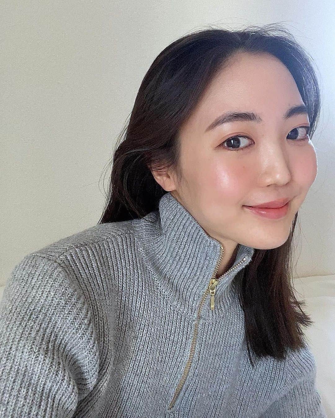 半田麗のインスタグラム：「この組み合わせで使いたかったLAKAの新入りアイシャドウ マットな赤みオレンジかわいい🍊  ＊LAKA ジャストアイシャドウ05.KAHLO @laka.official.japan   ＊la peau de gem. シングルアイカラー se-05オレンジベージュ @lpdgem.official   ＊ALGELAN カラーリップスティック　ムードカメリア　@argelanofficial」