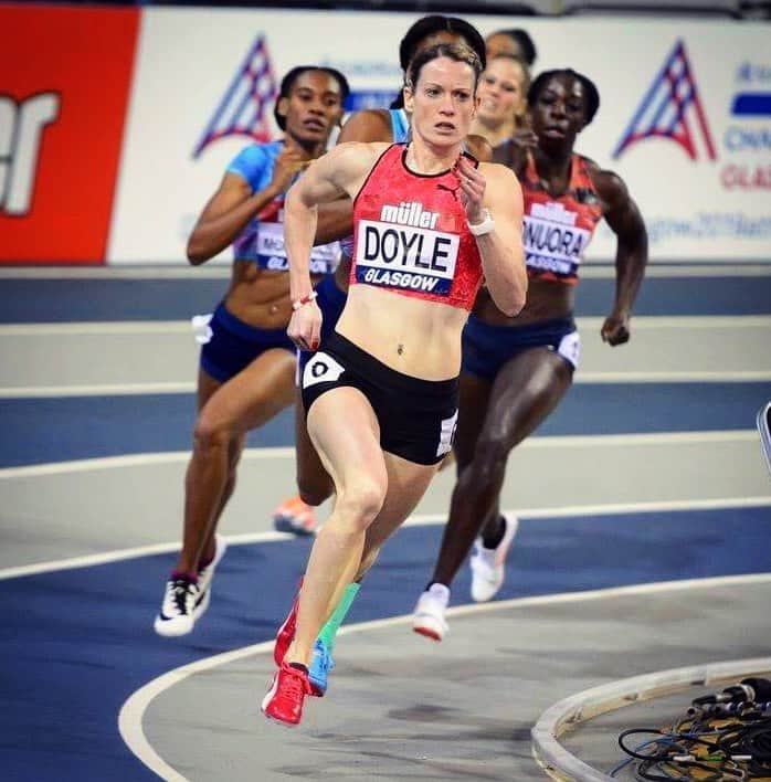 エイリー・チャイルドのインスタグラム：「Throwback Thursday to the 2018 indoor season. I’ve been loving athletics being on tv again and indoors has always been my favourite way of running 400m 🙌🏻 #tbt #mullergpglasgow 🏴󠁧󠁢󠁳󠁣󠁴󠁿」