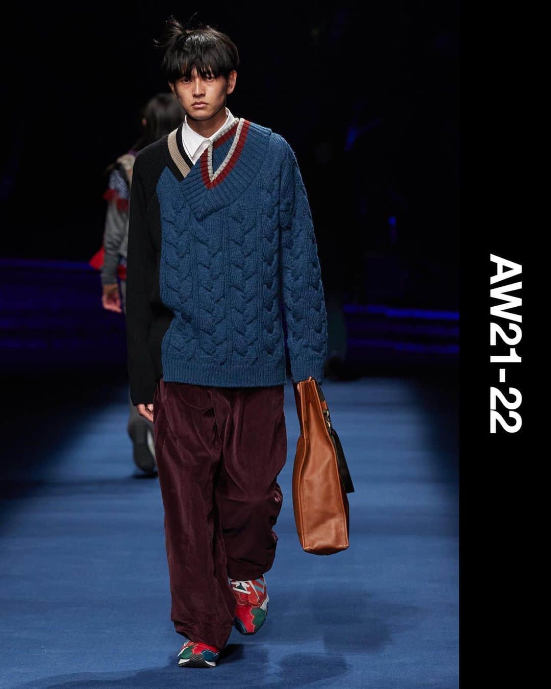 のインスタグラム：「﻿ ﻿ kolor Autumn Winter 2021-22﻿ Men's & Women's Collection﻿ ﻿ ﻿ #kolor #kolorofficial #KLRFW21 #aw21」