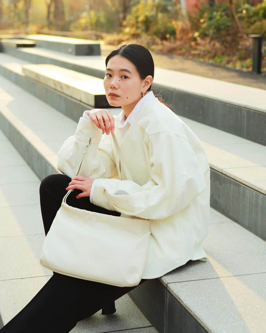 Droptokyoさんのインスタグラム写真 - (DroptokyoInstagram)「TOKYO STREET STYLE Name: @nairuuuu  Bag: @agnesb_officiel  #agnesb#agnesbgivelove#pr #droptokyo#tokyo#japan#streetscene#streetfashion#streetwear#streetculture#fashion Photography: @keimons」2月4日 18時24分 - drop_tokyo