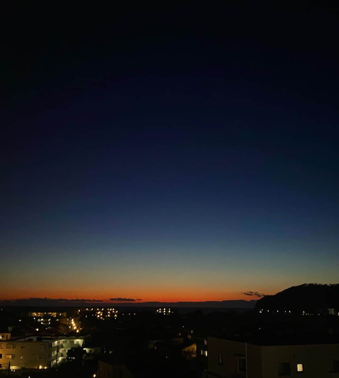 クボタマサヒコのインスタグラム：「#sea #sunset #magichour」