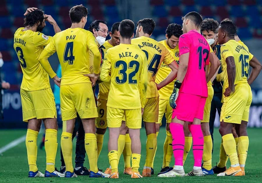 ヘロニモ・ルジのインスタグラム：「Desilusionados y con bronca por haber quedado fuera de semifinales, pero con el convencimiento de que no hay nada que reprocharse y sabiendo que hoy ya somos mejores como equipo que ayer! Siempre endavant 🟡🟡」