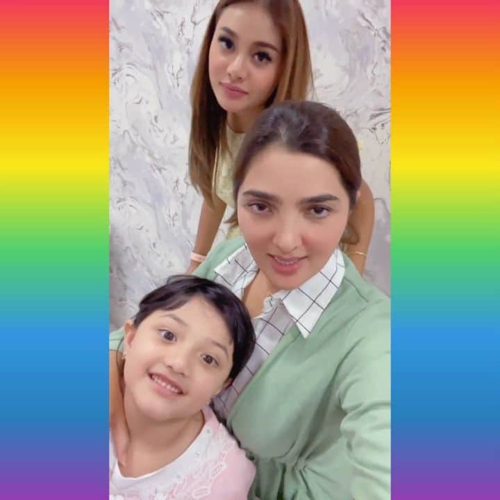 Keluarga A5のインスタグラム：「#queenarsy」