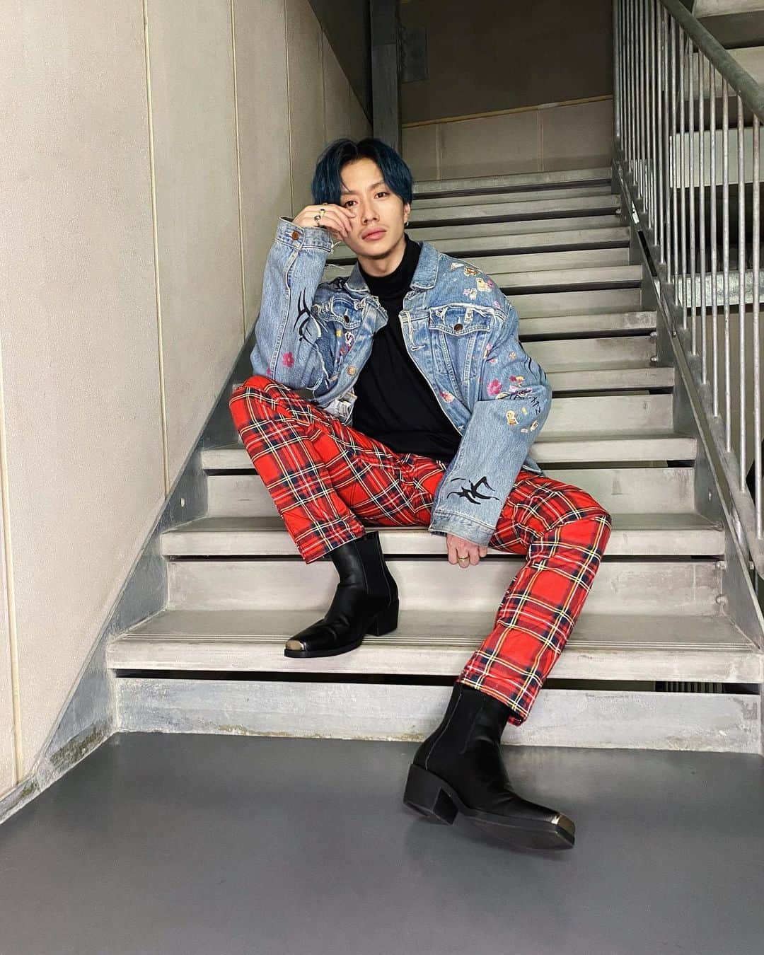 のインスタグラム：「毎日投稿一年続けたので、そろそろこの呪縛から解放されてもいいですか？笑」