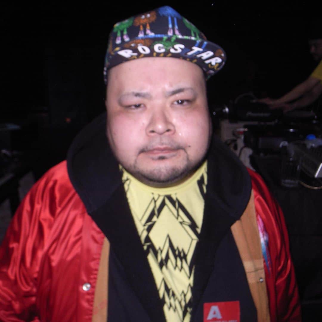 DJ DARUMAさんのインスタグラム写真 - (DJ DARUMAInstagram)「【01】僕のカメラに居たオオスミ君を 皆に共有します🖤🖤🖤🖤🖤 @takeshiosumi 📸 by Me」2月4日 21時00分 - djdaruma