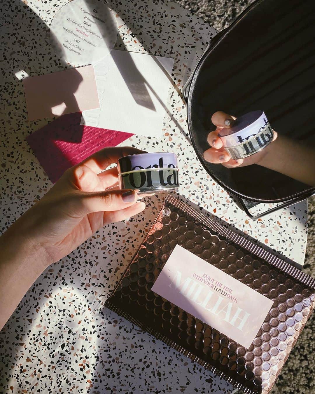 金光みり愛さんのインスタグラム写真 - (金光みり愛Instagram)「最近使ってるソリッドパフューム♡ @portant_official 🌸🌷🌹 香りも世界観も好き♡  最近購入品が溜まってきてるから一気にYouTubeで紹介しようかな🥰 そこでまた詳しく話すね🌸  #ソリッドパフューム#香水#購入品#お気に入り#香り#練り香水」2月4日 21時09分 - milliah_kanemitsu