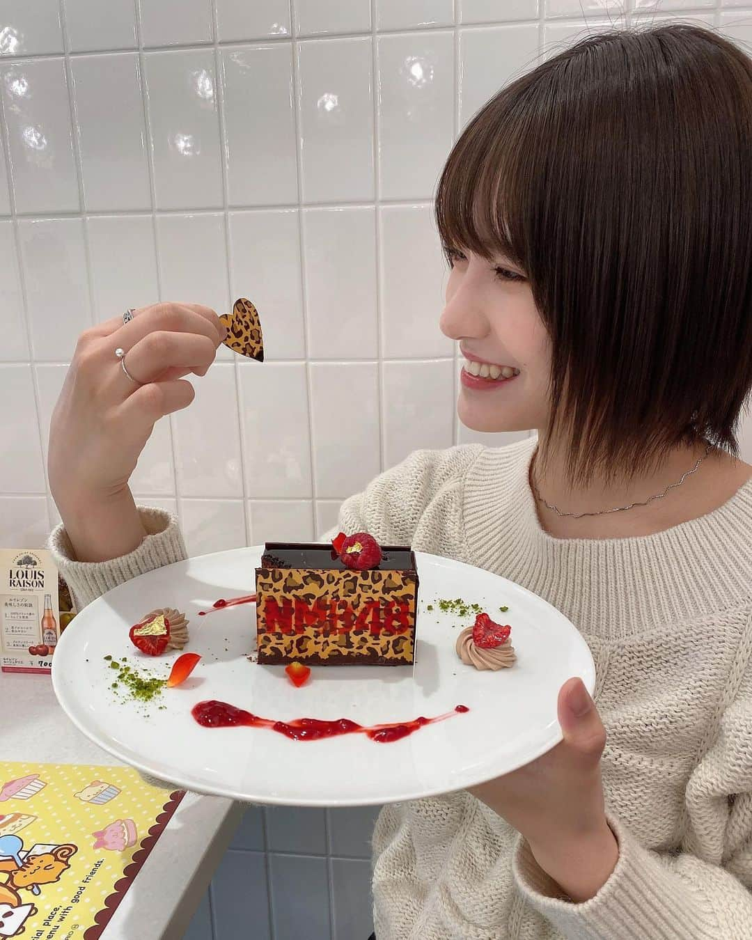 小嶋花梨さんのインスタグラム写真 - (小嶋花梨Instagram)「﻿ #ポムポムプリンカフェ﻿ 癒しの空間また行きたいな〜☺️☁﻿ ﻿ ﻿ 4月12日までコラボさせていただいているので、今は行けない、、、という方も少し落ち着いたらぜひ癒されに行ってみてください🍮」2月4日 21時37分 - nmb_kojima_48