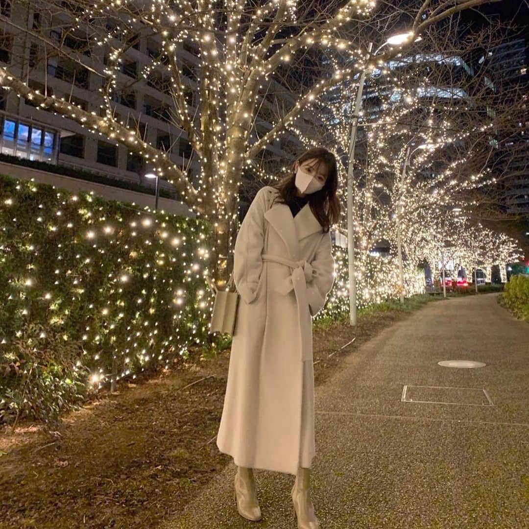 のインスタグラム：「🪞  #東京ミッドタウン #イルミネーション #ミッドタウン六本木 #六本木 #カフェ #カフェ巡り #東京カフェ #tokyo #ミッドタウン日比谷 #日比谷公園 #日比谷カフェ」