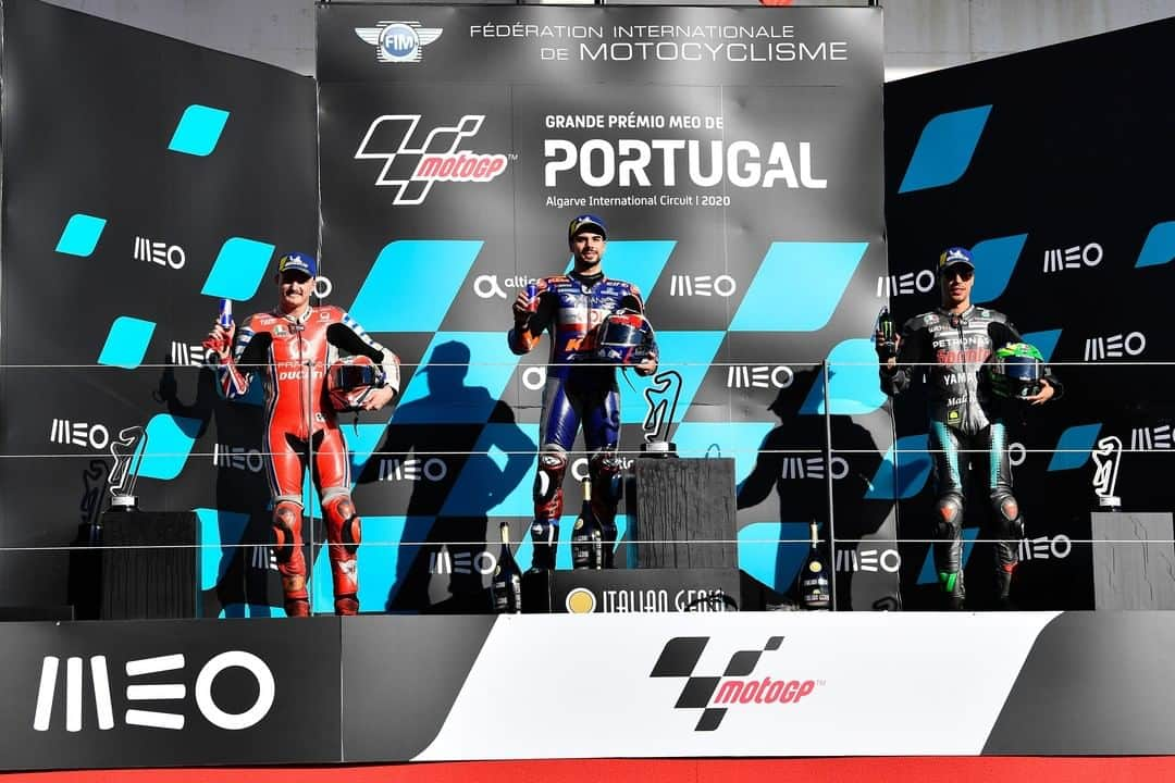 MotoGPさんのインスタグラム写真 - (MotoGPInstagram)「#MotoGP 2020 Podiums Review 🏁 // 🇵🇹 #PortugueseGP 🥇@88migueloliveira 🥈 @jackmilleraus 🥉@frankymorbido  #Podium #Motorcycle #Racing #Motorsport」2月4日 22時00分 - motogp