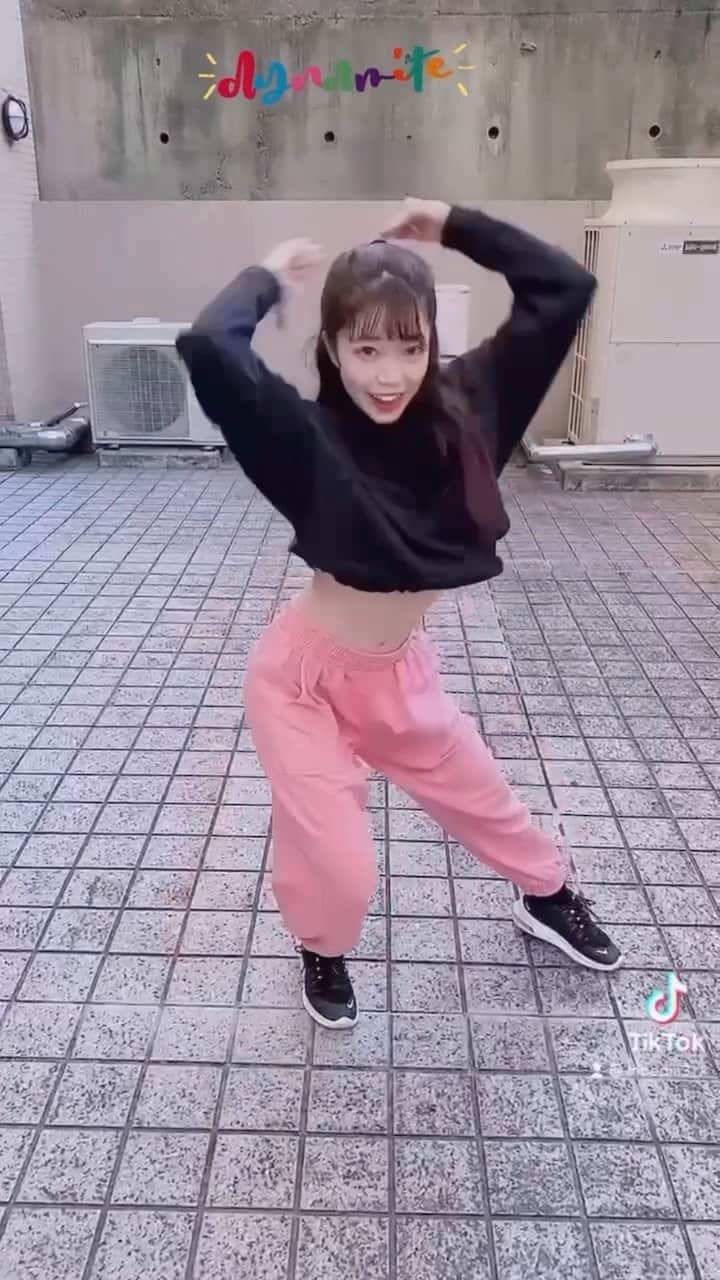 柏元萌華のインスタグラム：「💎お知らせ💎  今日から １００日ダンスチャレンジはじめます！！  【１日目】 １００日目何かが起こるので お楽しみに！！🤫✨✨（？）  拡散協力してくれたら嬉しいです💗  #もえダンス #100日ダンスチャレンジ #協力してくれるもえぴーぽー募集 #BTS  #kpop  #FariaClown」