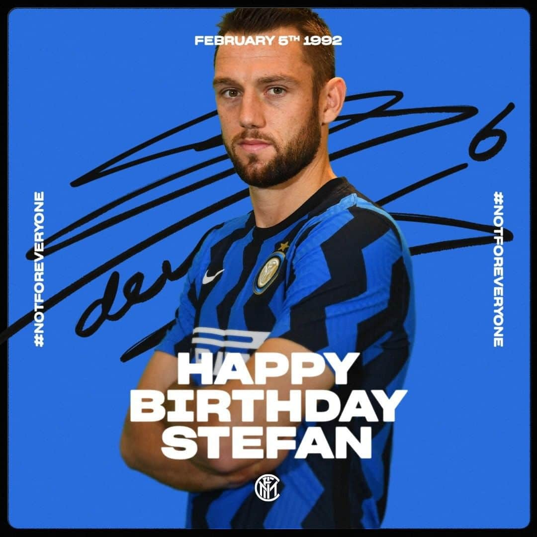 インテルナツィオナーレ・ミラノさんのインスタグラム写真 - (インテルナツィオナーレ・ミラノInstagram)「BEST NERAZZURRI WISHES TO @stefandevrij! 🥳🖤💙 #Inter #ForzaInter #DeVrij #OnThisDay #HB #Bday #Football」2月5日 8時00分 - inter