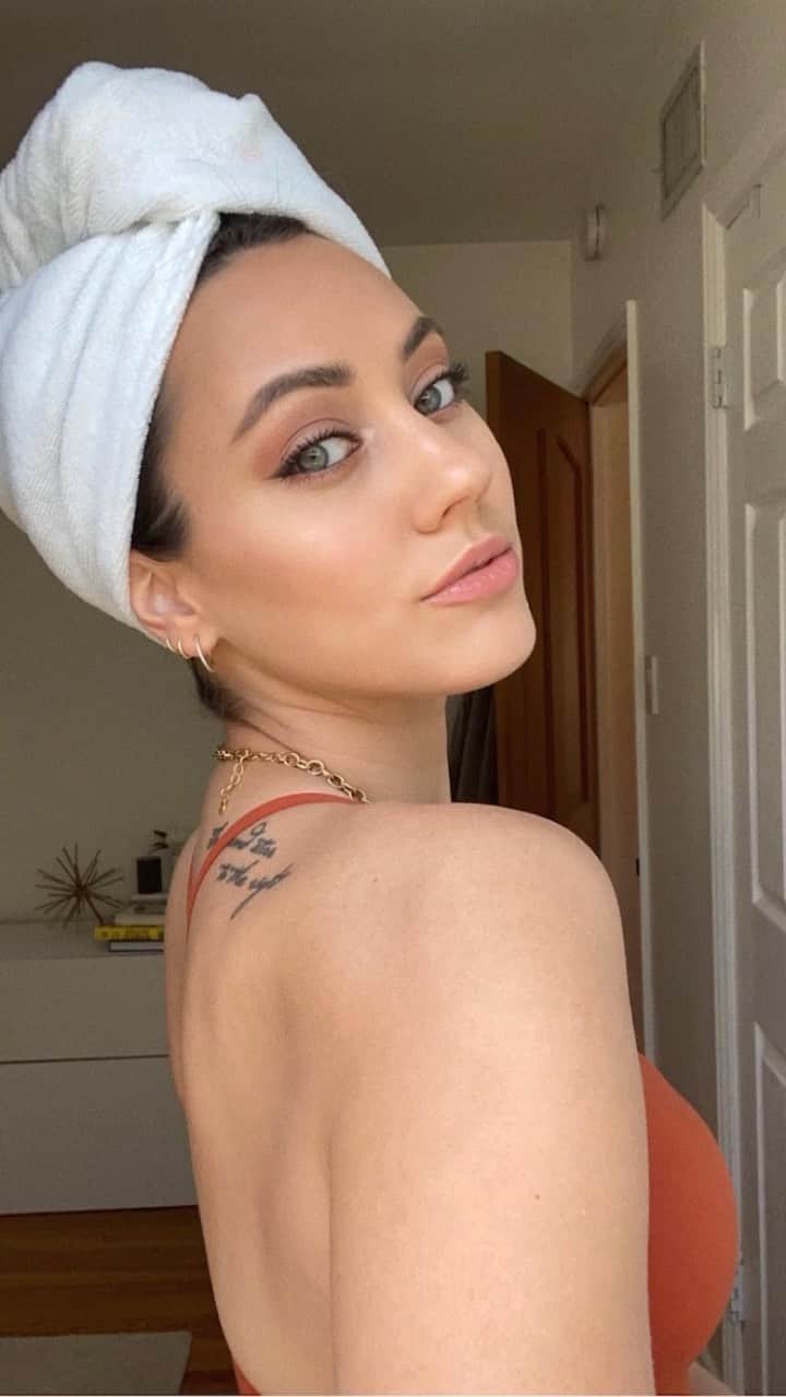 Camden Scottのインスタグラム：「I was feeling myself today clearly」