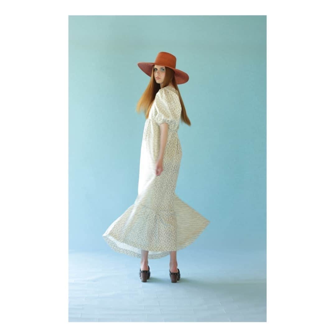 イヴァナ ヘルシンキのインスタグラム：「Birgitta, such a gorgeous and classical dress to have in your wardrobe! ✨」