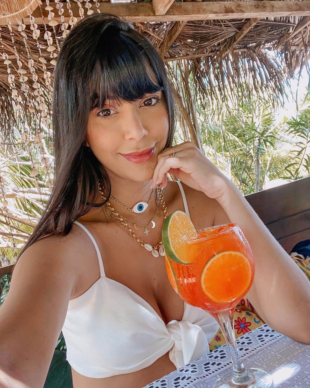 Gabriela Salesのインスタグラム：「Mal vim e já quero voltar 🧡」