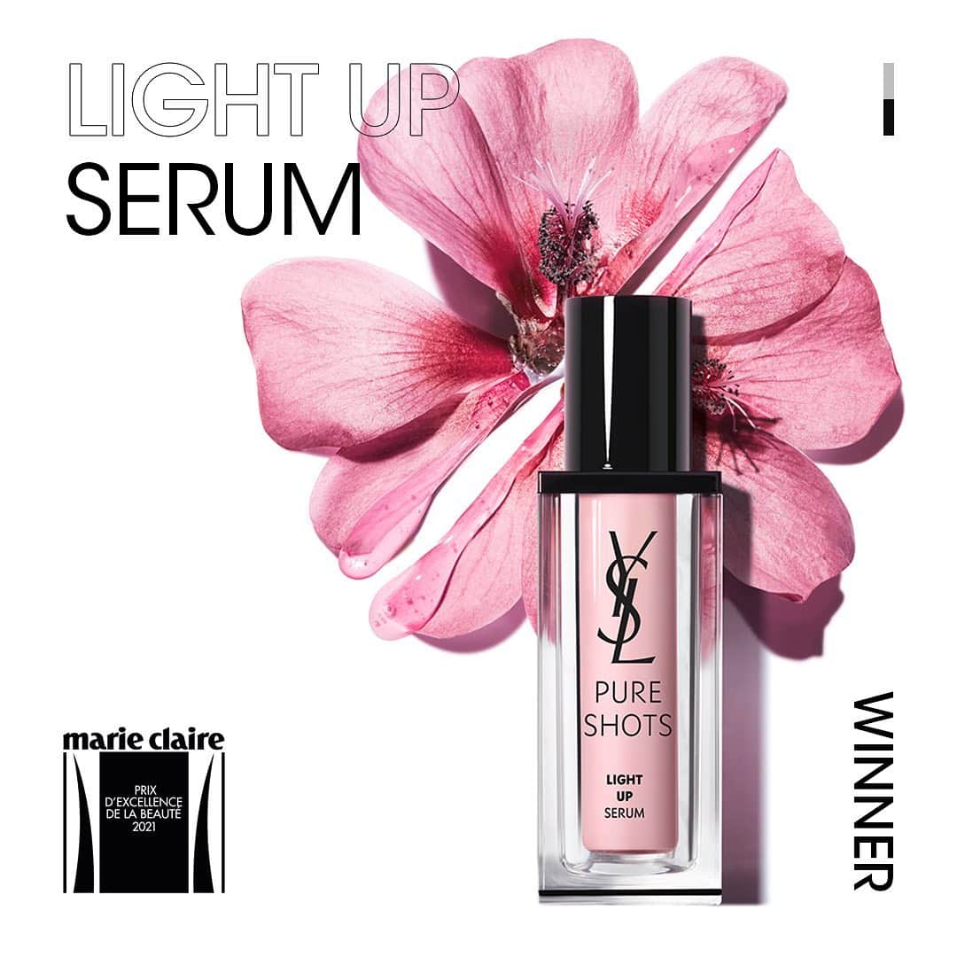 Yves Saint Laurent Beautyさんのインスタグラム写真 - (Yves Saint Laurent BeautyInstagram)「We’re proud to announce that the entire range of PURE SHOTS SERUMS won the coveted Prix International from Marie Claire Magazine. @marieclairefr 3 shots a day, 1 booster by night, or 4 very targeted serums, to create a barrier against daily urban life. Their compositions recharge skin with correcting elements, (thanks to botanicals from YSL Beauty’s Ourika Community Gardens), working in synergy with dermatological ingredients. Winning formulas to fight against all the signs of aging, caused by urban living.   "We quickly want the entire collection!", Linh Pham, lejournaldemoncorps.fr PURE SHOTS Y SHAPE SERUM PURE SHOTS LIGHT UP SERUM #yslbeauty #marieclaire #pureshots」2月5日 2時43分 - yslbeauty
