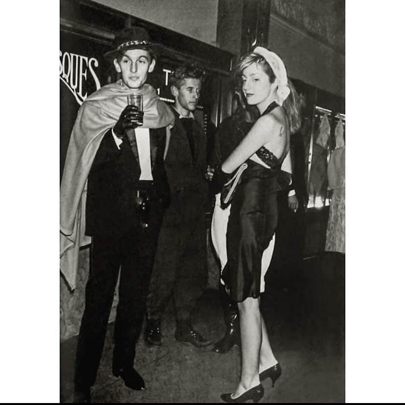 JULIEN D'YSのインスタグラム：「Souvenir les enfants terribles #nuitsparisiennes #lepalace me  in the middle ,Eva l’angélique ❤️and Henry le seigneur 👑❤️❤️❤️@ateliercampocasso_ #henryflesh 🙏🏻✨✨✨✨#paris #innocence #february4.2021 ,....」