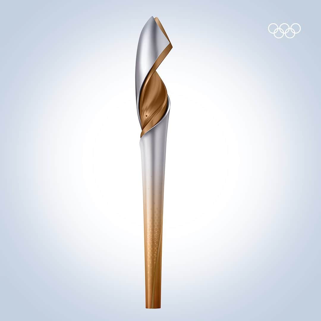 オリンピックさんのインスタグラム写真 - (オリンピックInstagram)「The torches of the #Beijing2022 Olympic and Paralympic Winter Games have been revealed as we mark one year to go! 🔥❄️⁠⠀ ⁠⠀ The designs of both torches have echoes of the main cauldron design from the Beijing 2008 Summer Games. ⁠⠀ ⁠⠀ Hit the link in bio to find out more. ⁠⠀ ⁠⠀ #StrongerTogether #1YearToGo」2月5日 4時01分 - olympics