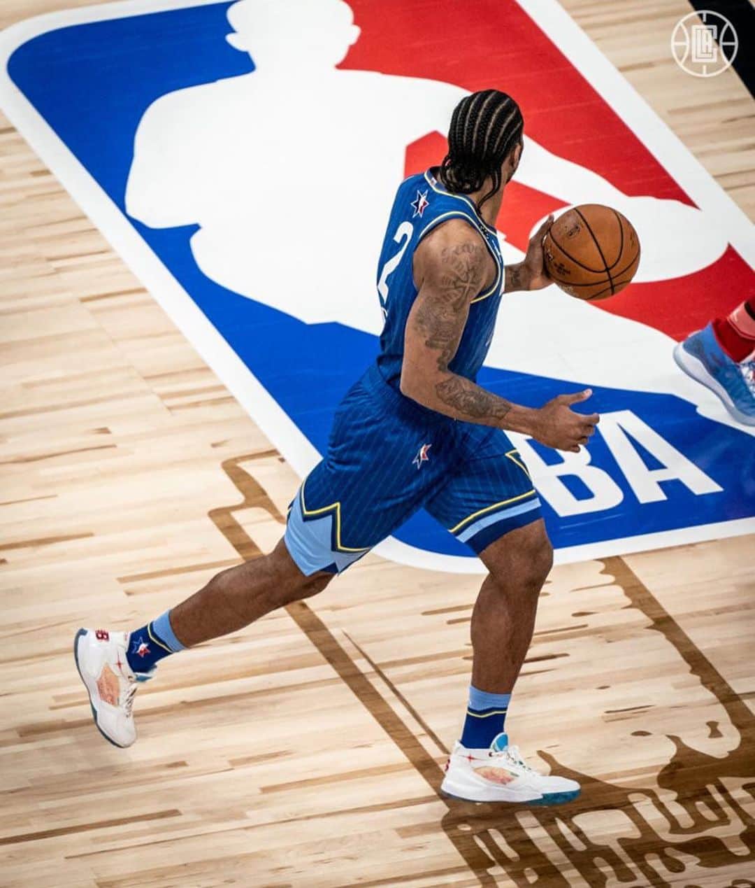Nice Kicksさんのインスタグラム写真 - (Nice KicksInstagram)「The 2021 #AllStarGame is set to be played on March 7. 🌟 Here’s some of the best sneaker moments from last years #AllStarWeekend in Chicago.」2月5日 4時05分 - nicekicks