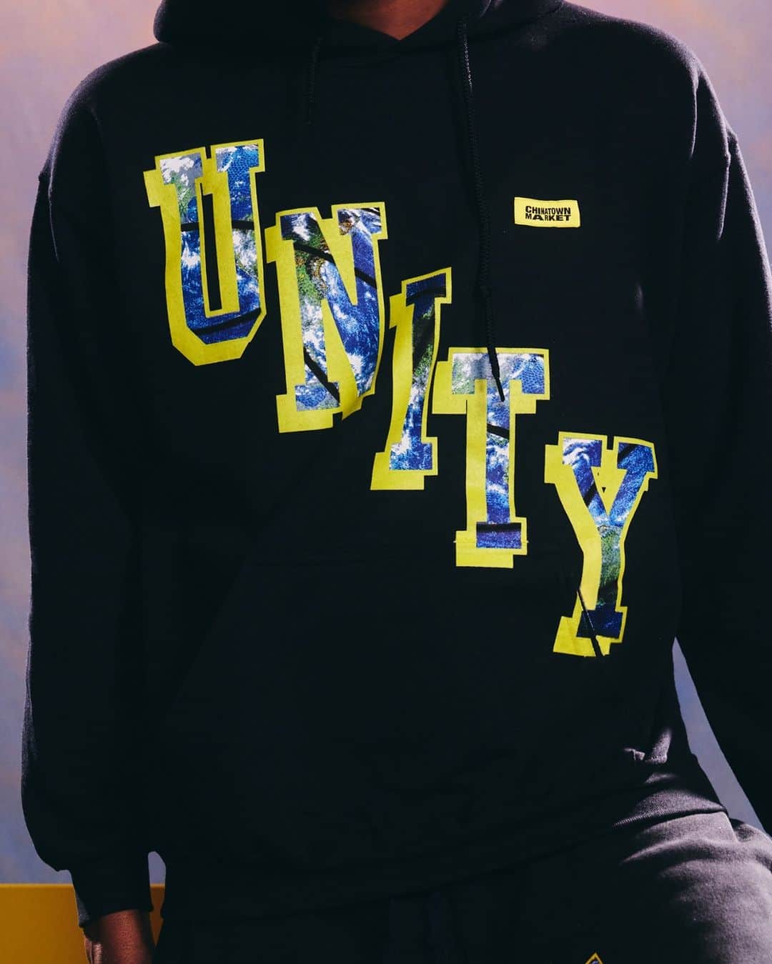 Foot Lockerのインスタグラム：「UNITY 🌎  @Chinatownmarket」