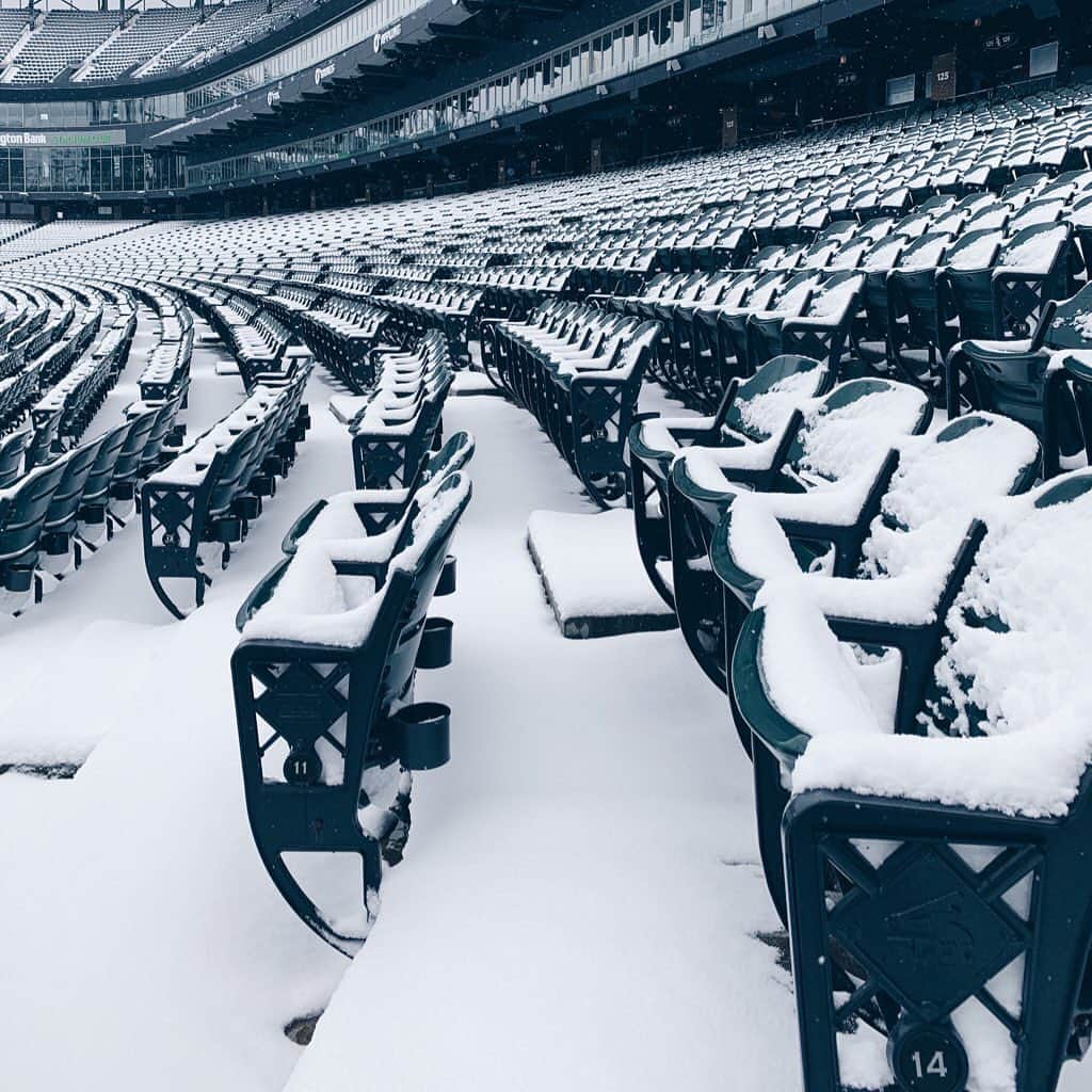 シカゴ・ホワイトソックスさんのインスタグラム写真 - (シカゴ・ホワイトソックスInstagram)「❄️」2月5日 5時16分 - whitesox