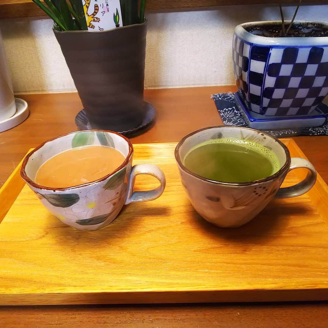 みながわゆみさんのインスタグラム写真 - (みながわゆみInstagram)「#おはようございます #今日も素敵な一日を #雪に負けずに #コーヒー #coffee #お茶 #緑茶 #コーヒーカップ」2月5日 5時18分 - nama.09.19