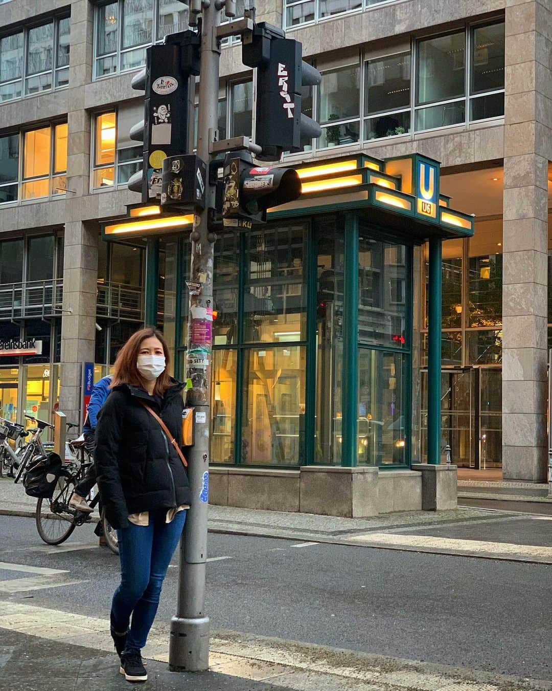 のインスタグラム：「Quick tour🇩🇪  #ベルリンの壁  #tourist  #うめさんぽ  #drive #ドイツ縦断」