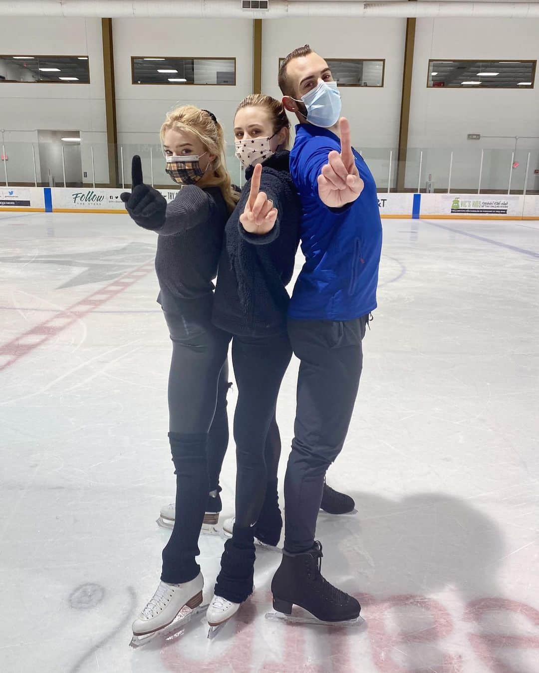アシュリー・ケインのインスタグラム：「1 year to go till #Beijing2022 & working hard! 365 days of possibilities 💫   #1yeartogo #StrongerTogether」
