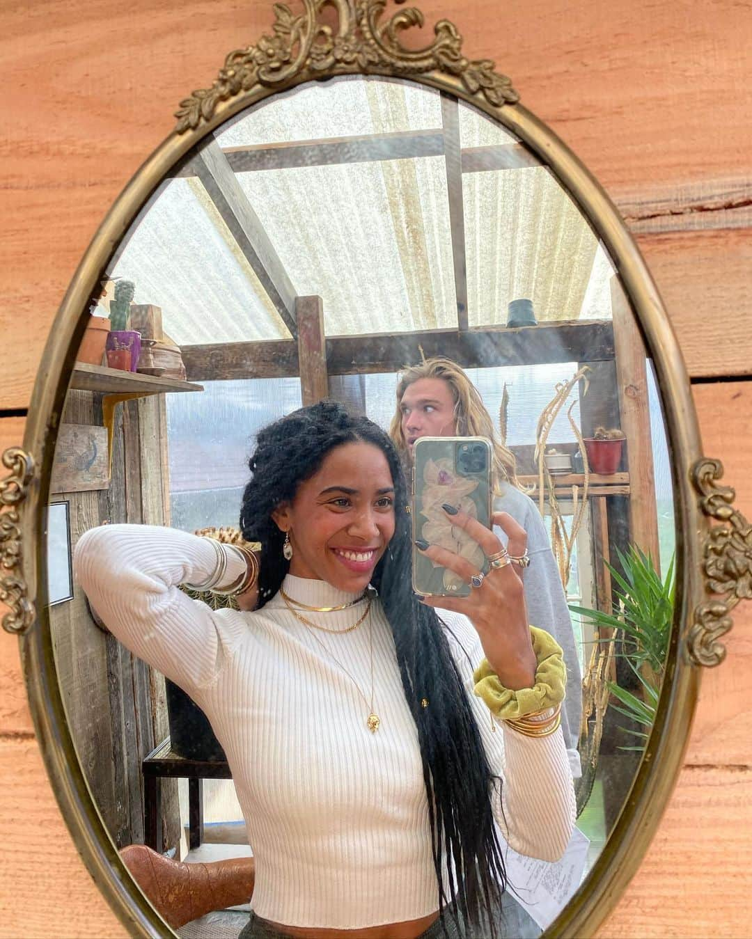 Herizen Guardiolaのインスタグラム：「In the PNW🍁🌲✨」