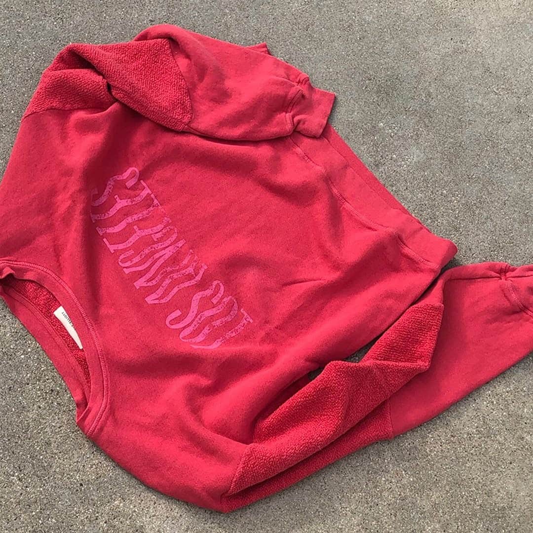 カレントエリオットのインスタグラム：「made with la love / shop the heritage sweatshirt via the link in our bio」