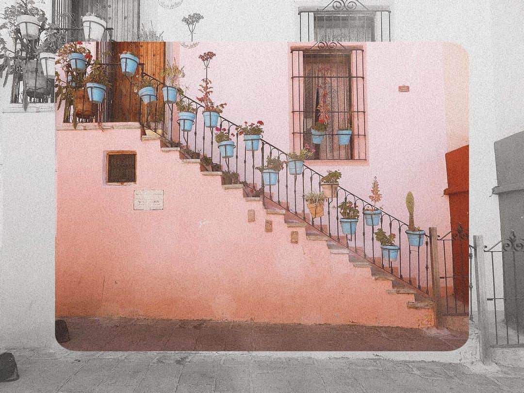 伊藤沙織のインスタグラム：「📍Guanajuato,Mexico🇲🇽 南米の街並み可愛すぎた🥲🌹💓 ちょうど一年前くらいの旅行✈️  #mexico」