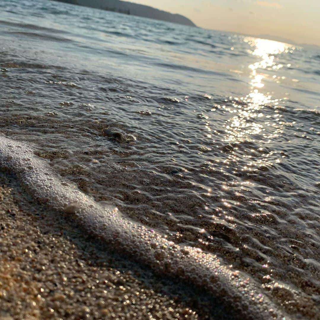 のインスタグラム：「海」