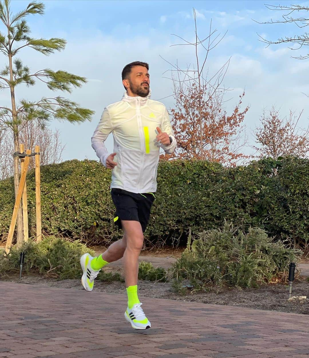 ダビド・ビジャさんのインスタグラム写真 - (ダビド・ビジャInstagram)「Probando las nuevas #ultraboost 21 🏃🏻‍♂️💥🤙🏻 @adidasrunning @adidas @adidas_es #creadoconadidas #adidasultraboost」2月5日 18時14分 - davidvilla